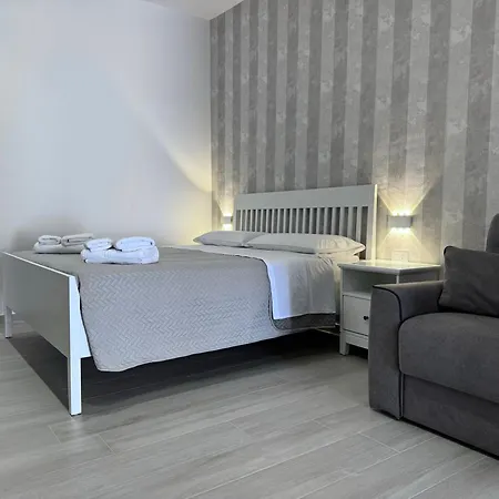 Home-carrara